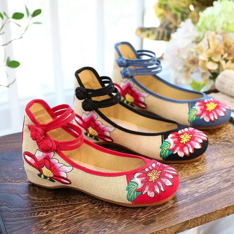 Woman Wedges Embroidered Cloth - Ethnic Style recension och pris