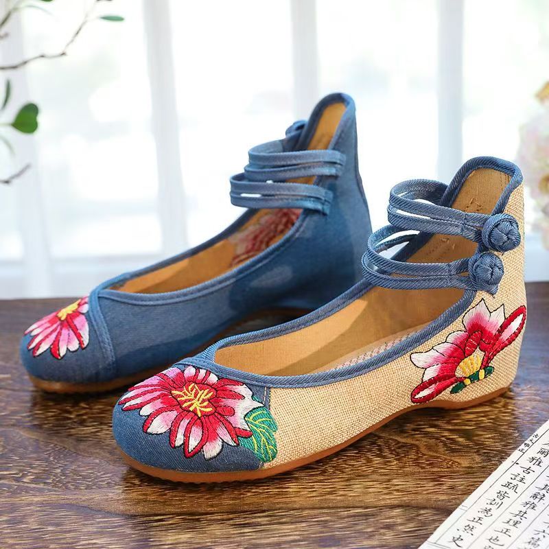 Woman Wedges Embroidered Cloth - Ethnic Style recension och pris